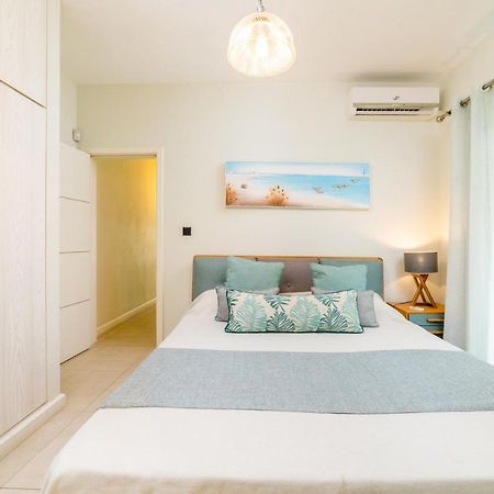 Beachcove Apt No 1 Pereybere Beach Εξωτερικό φωτογραφία