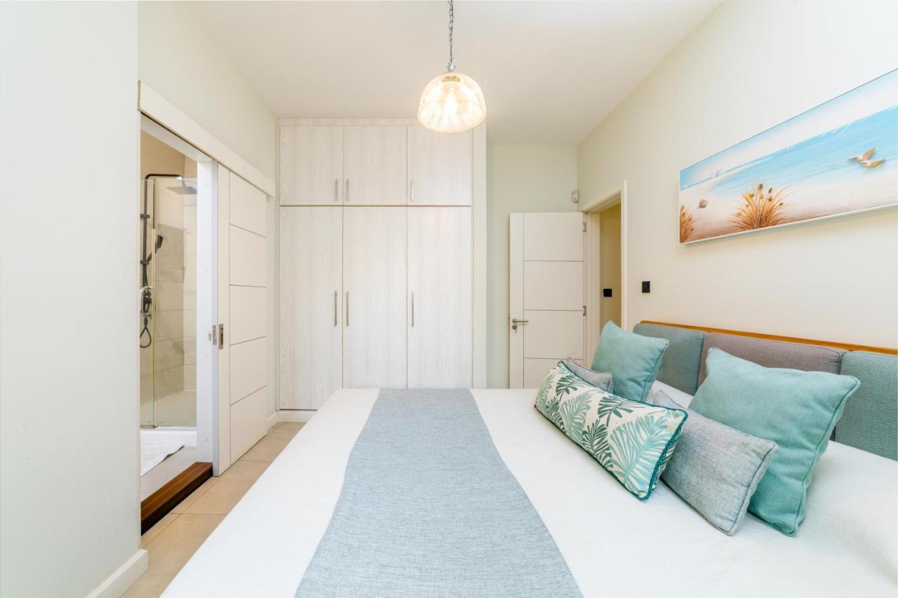 Beachcove Apt No 1 Pereybere Beach Εξωτερικό φωτογραφία